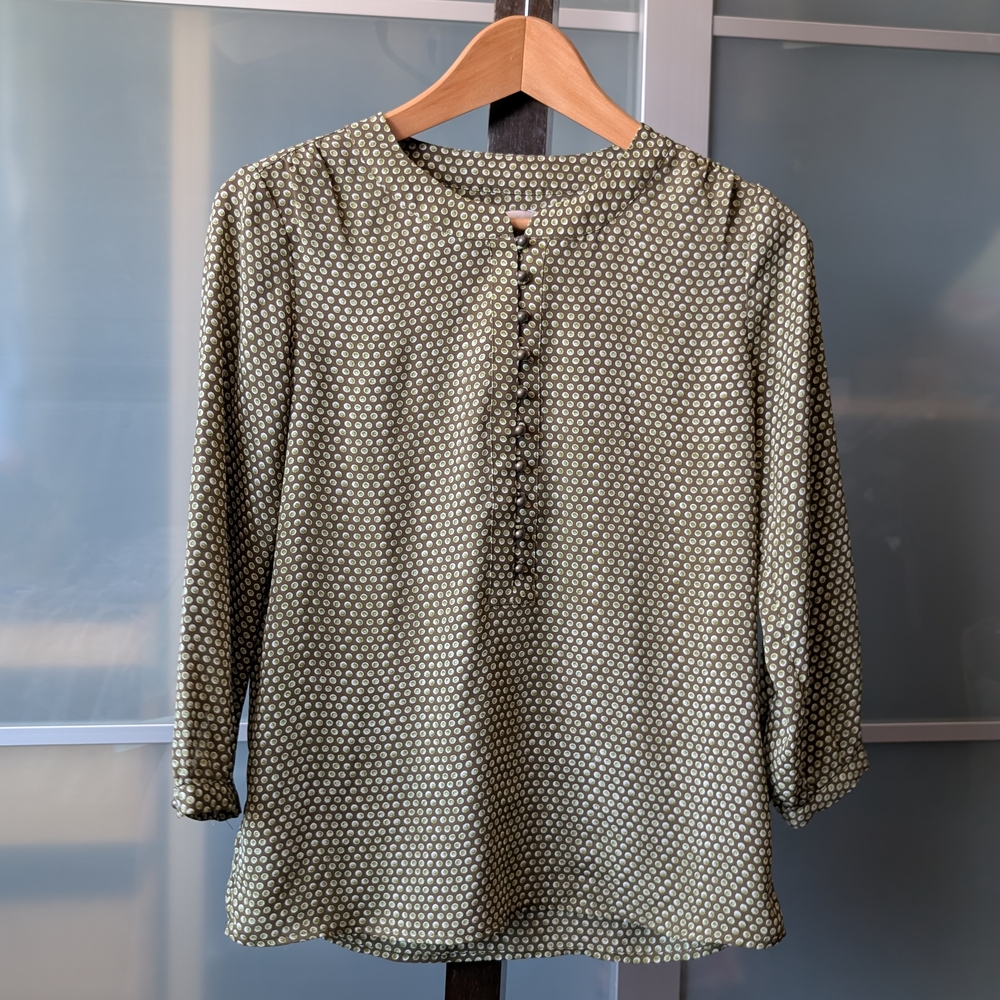 Banana Republic Green Patterned Blouse